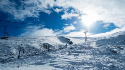 skiing in scotland