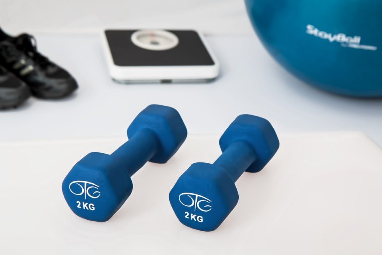 how much should personal trainers charge?