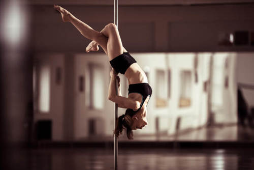 pole dancing health benefits