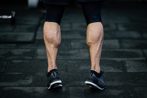 runners leg exercises calf raise