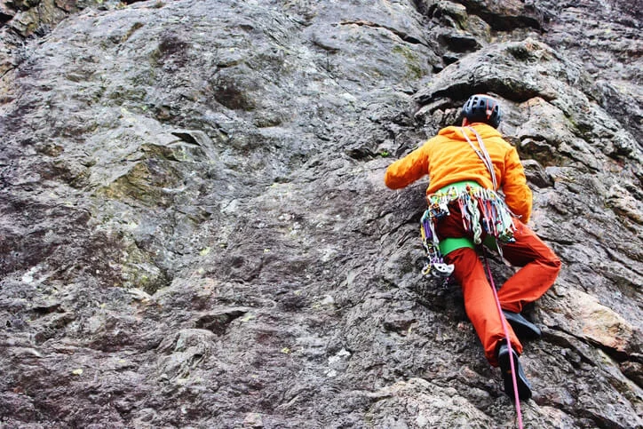 9 amazing outdoor rock climbing locations in the UK